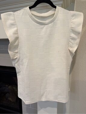 Source Unknown Cream Textured Cap Sleeve Tank